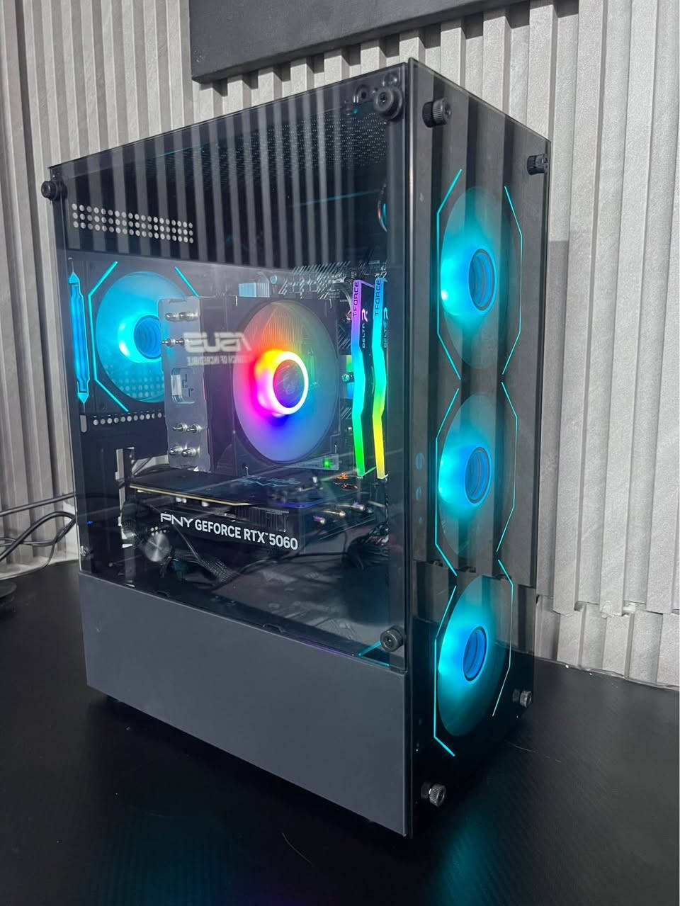 تجميعة كيمنك بمواصفات عالية و سعر بلاش 

rtx 5060 
r5 5500 
ram 16g ddr4 3200 t-force
m.2 1tb gen 4
mb b450 asus prime
cooler gas thermal right 
650w 
case 4fan argb

واتساب *********** بغداد, العراق
