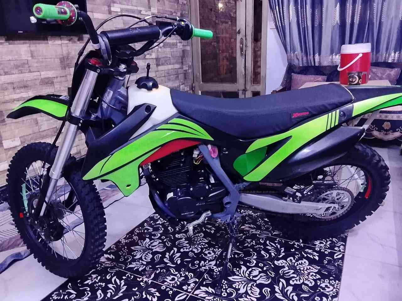 قفاز للبيع حجم محرك 300 رقم اربيل 
***********
