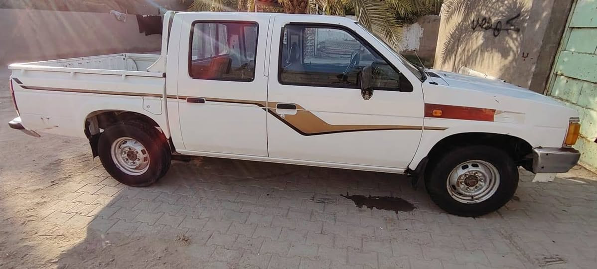 سلام عليكم بيكم نيسان مديل 92 مكفوله كفاله عامه تدفئه تبريد عل سويج مكان نجف الستفسار ***********    ***********
