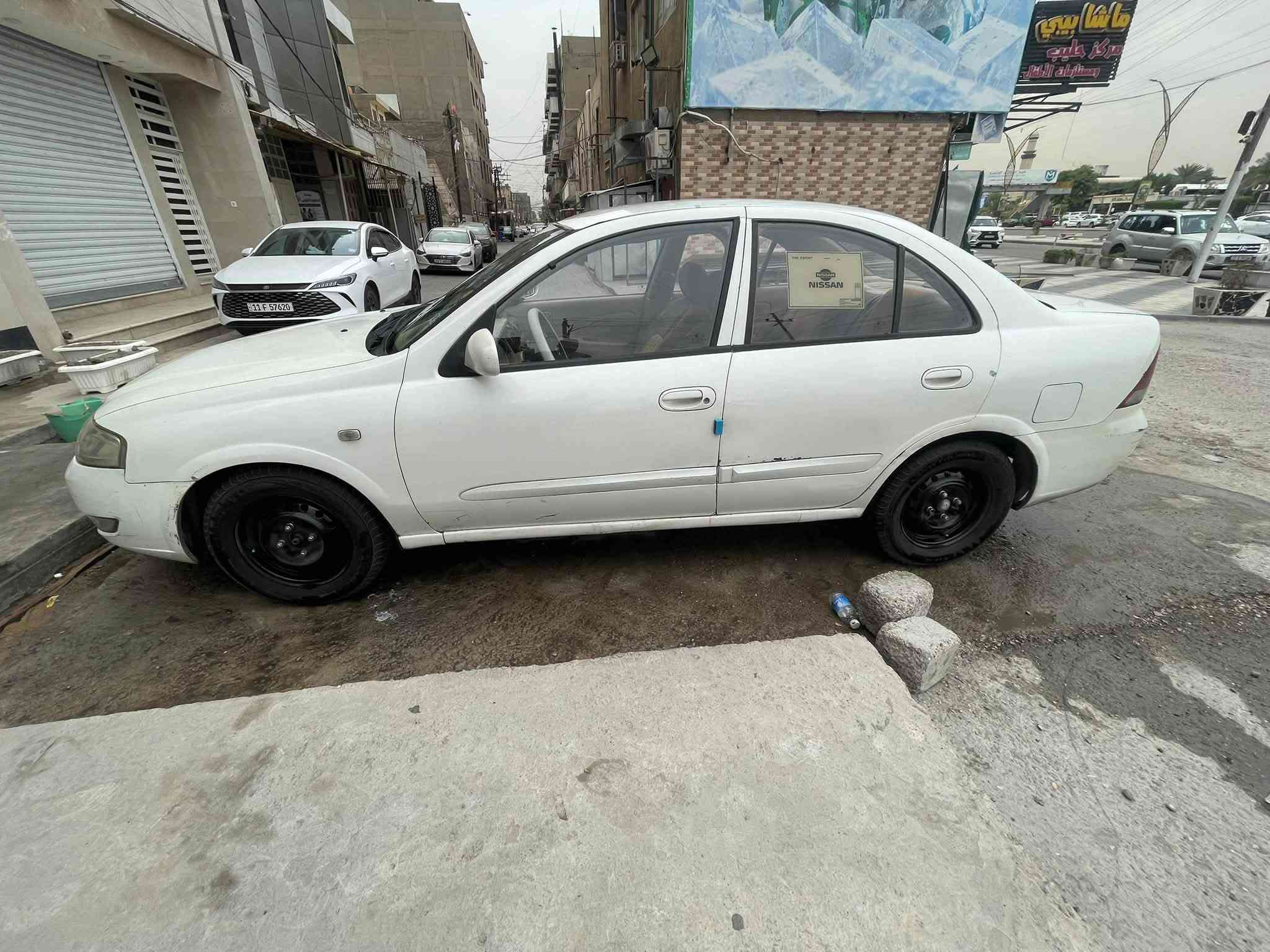 نيسان صني • ٢٠١١ • ساحة ميسلون