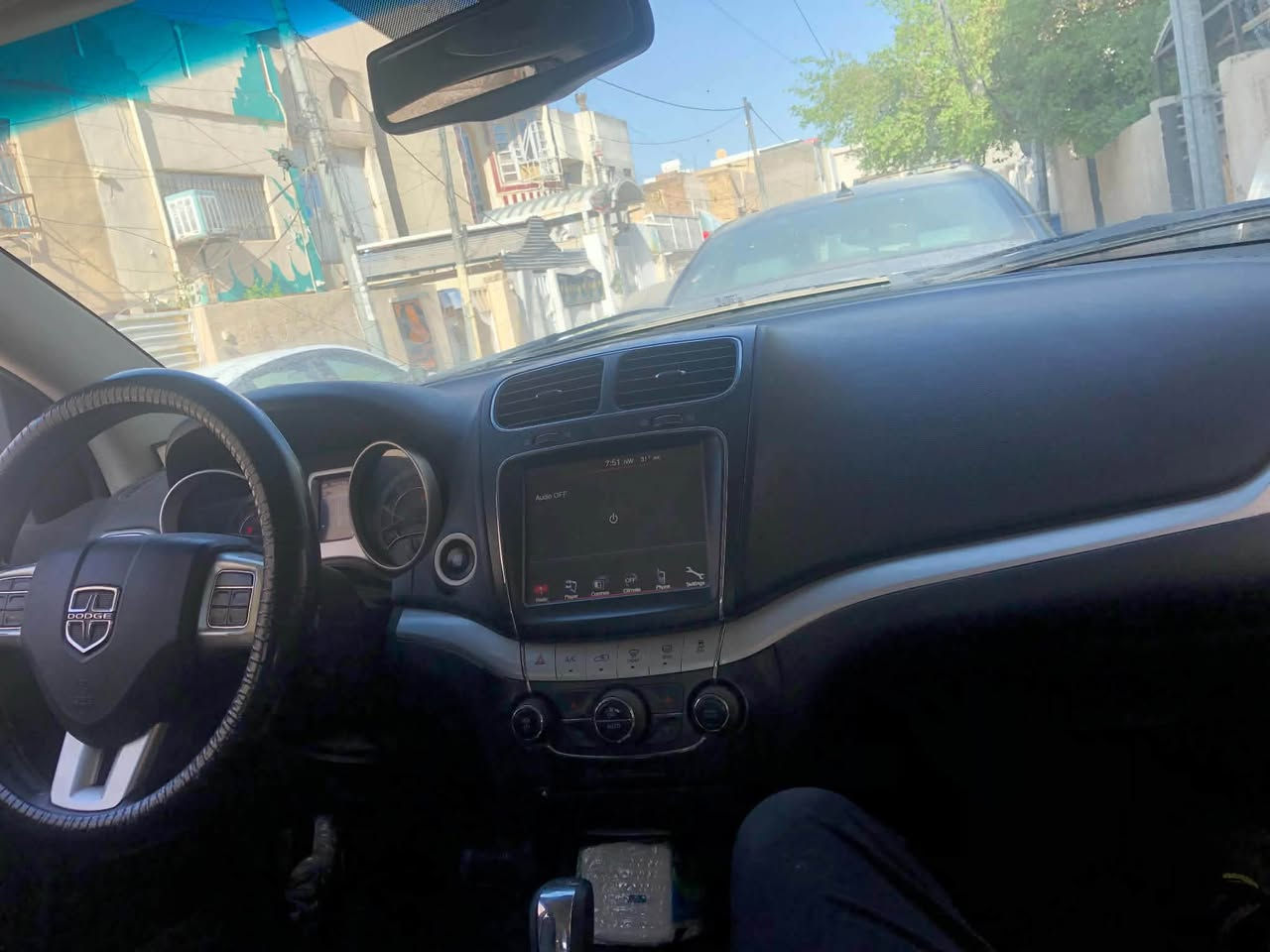جورني ٢٠١٤ • ٢٤٠٠ سي سي • رقم بغداد