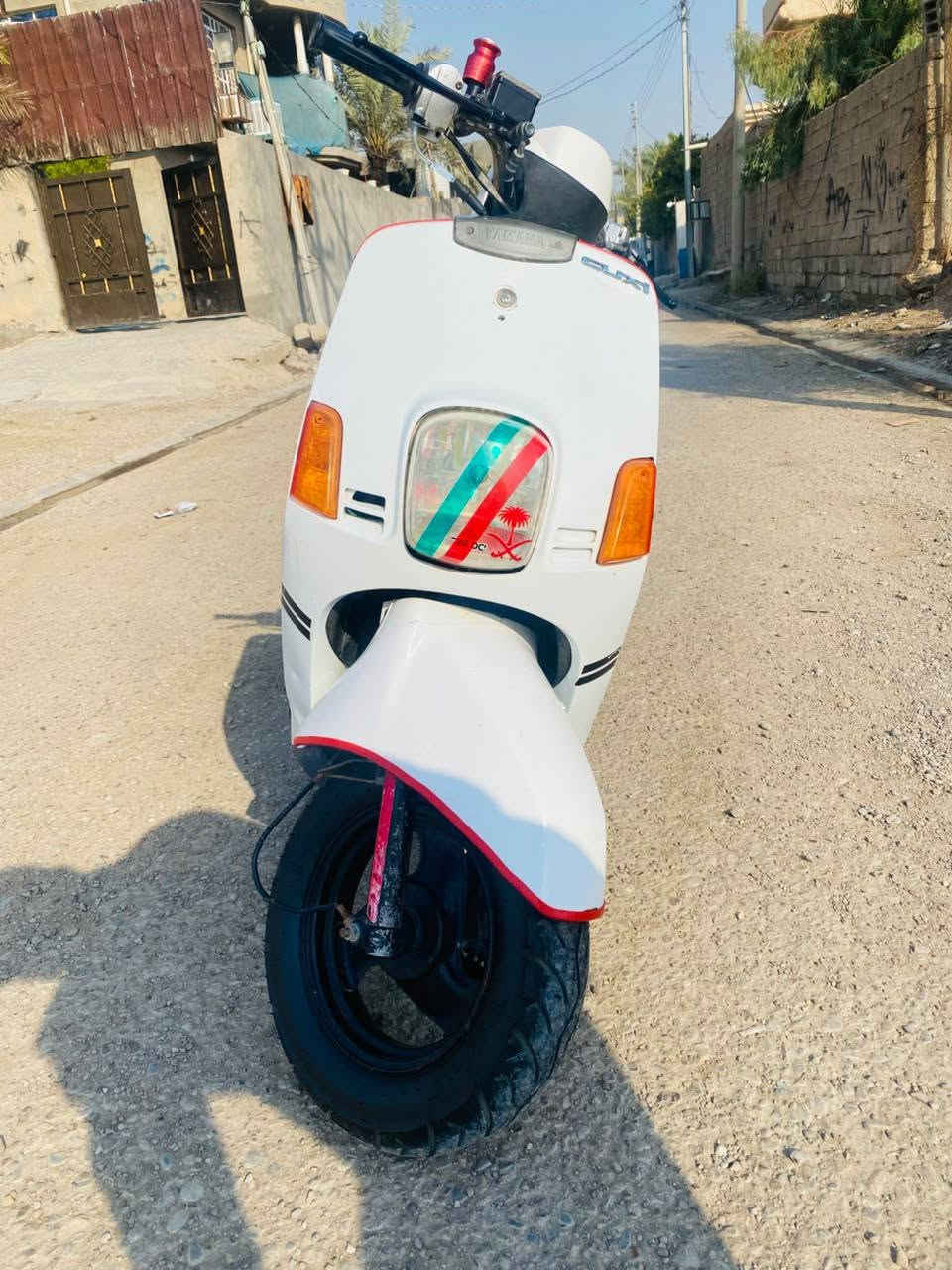 اللهم صلى عل محمد وآل محمد
#للبيع دراجة بوليس 2009🛵
دراجة خير من الله
#محرك_ناعم_وماتسمع_صوتة
كهربائيات شغالة 
لايت زنون
تخم تاير 
بريك خلفي شغال + بنز جديد
صالنصة FM رياضي
(سلف رياضي جديد شديته والدشلي والراجز والشخاطة كلة جدد )
#الدراجة_بلاديه

#السعر💵 600ألف وبيها مجال

#العنوان ديالى خان بني سعد
***********
***********
موجود واتساب
