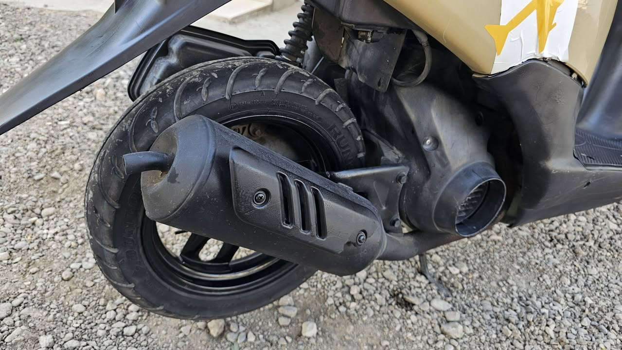 ئەم ماتۆڕە بۆ فڕۆشتن 
هۆندا فیت
تایە بۆتایە بەشەرت
نرخ٤٩٠معامەلە
شوێن سلێمانی
ڕەقەم***********
