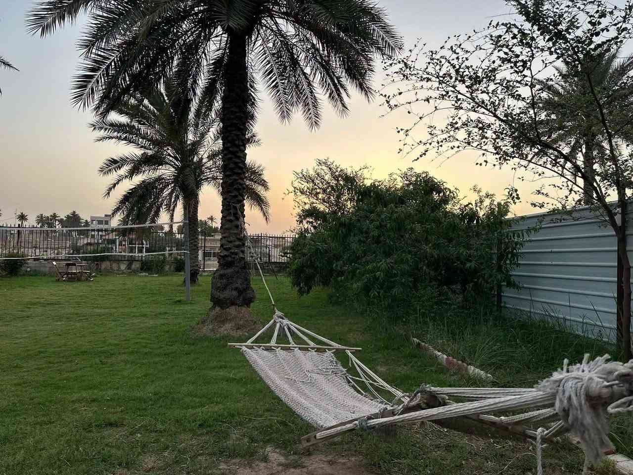 مزرعة الزعفران الشاطئية 1
متوفر حجز اغلب ايام الاسبوع موثق في تطبيق اجرلي إطلالة شاطئية على نهر دجلة🏖️  
العنوان : الزعفرانيه نهايه شارع الربيع مجاور مصنع ببسي بغداد 
للحجز والاستفسار الاتصال او التوصل واتساب : ***********
0783191914
