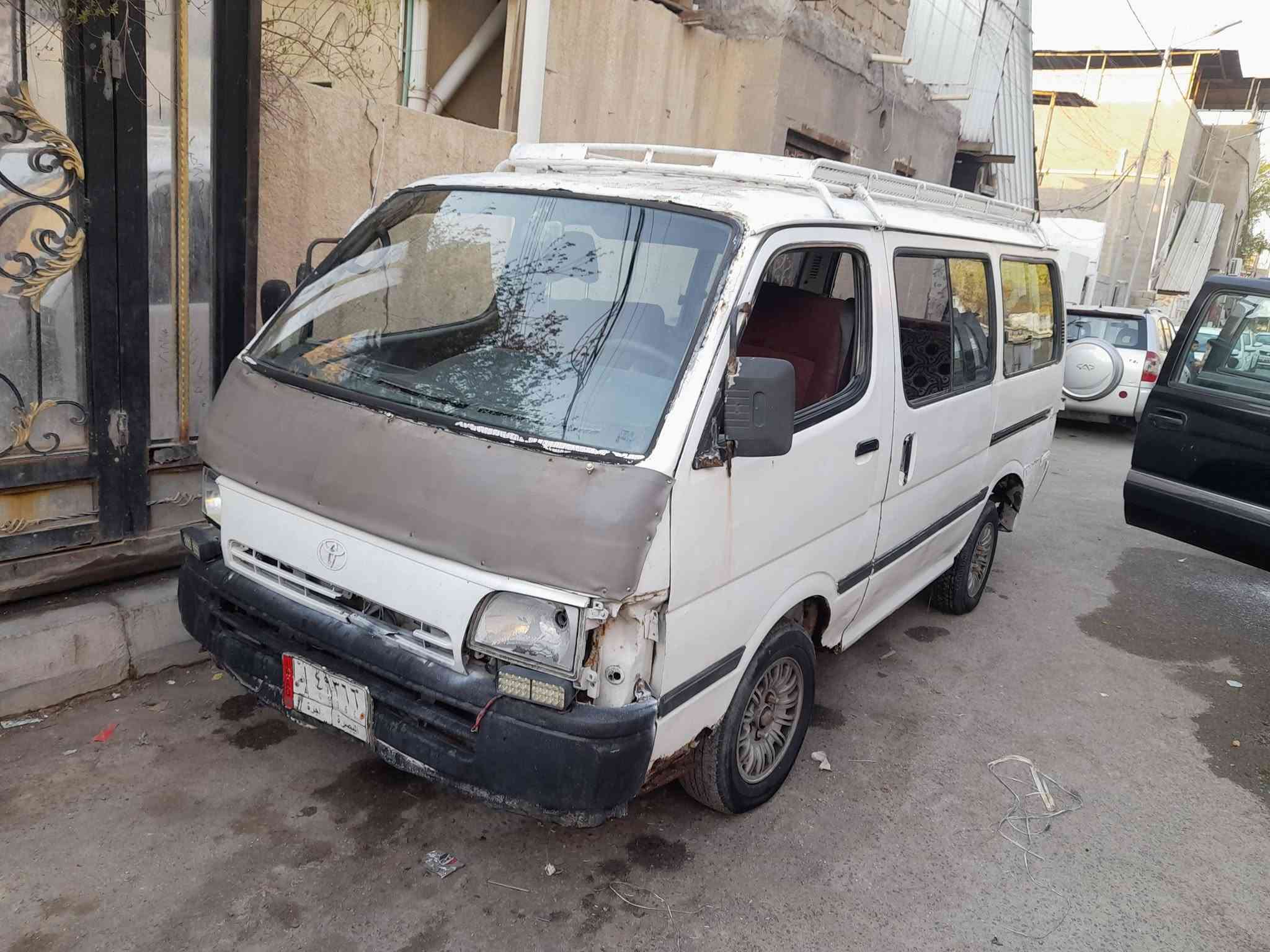 كيه هايس ياباني مديل ( ١٩٩٢) مكينه وكير ونجي اوتماتيك نضيفات راعي موجود رقم الماني بصره حرف اليف سنويه عظم عاج الك يمي بس راعي ١١ راكب بابين يكنه ويسره  مكان سياره بصره السعر ( ١٢)  وبيه مجال وهذا رقمي  ( ***********)( ***********)
