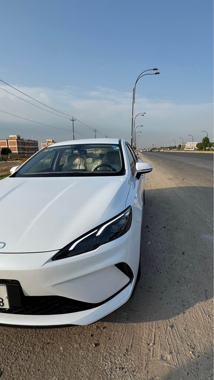بي واي دي 
سيل فايف 
موديل 2025
رقم بغداد تحويل ثاني يوم
ماشيه 12 الف
كفاله عامه من الصبغ والتبديل والبارد والشخوط بعدها بحاله الزيرو
السياره ويل كب كروم
داخل ابيض 
ارضيات وفرشه دشبول وكارت 
بدون اي نقص
مكان السياره بابل الحله شارع 60 
السعر 22.150.000دع
للاستفسار 
*********** حلة, بابل
