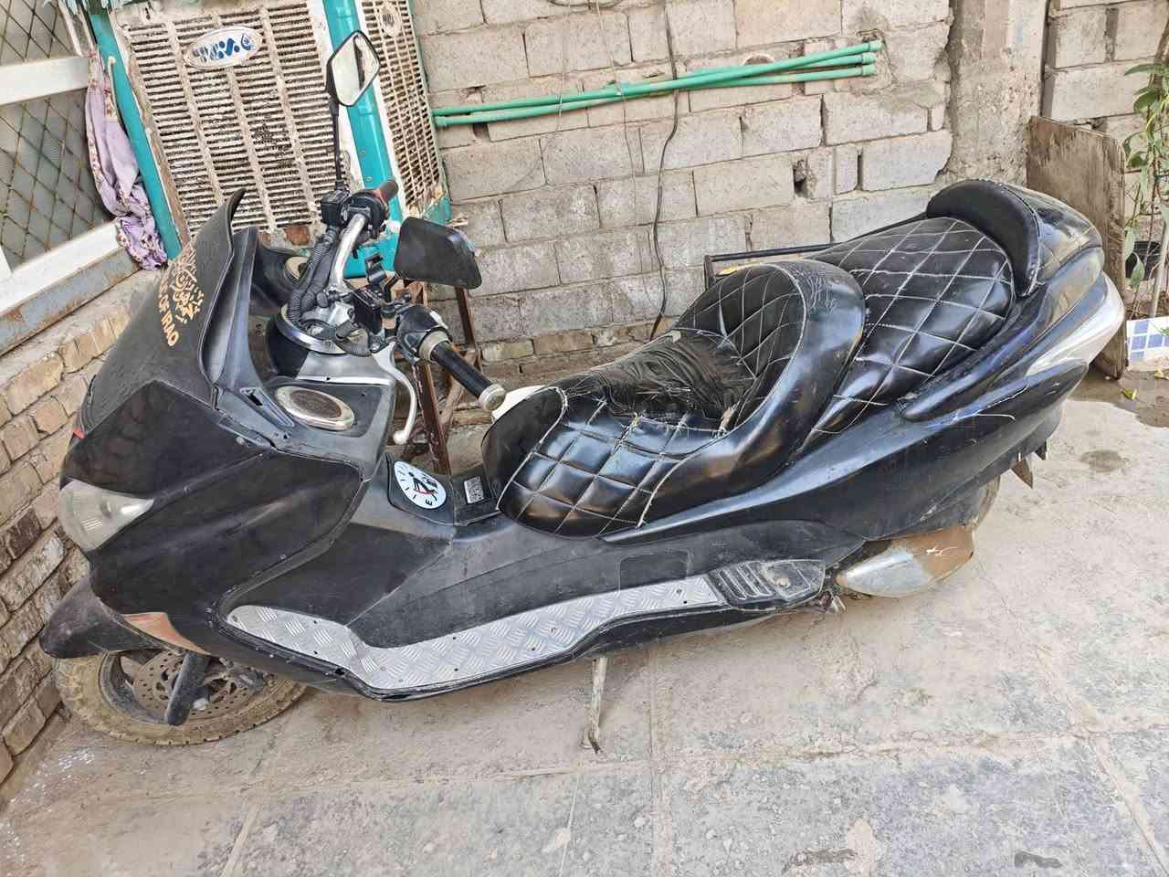 فورزا 08للبيع تشتغل وتطفة كوم حديد ابيع 350 مكان ديوانيه ***********
