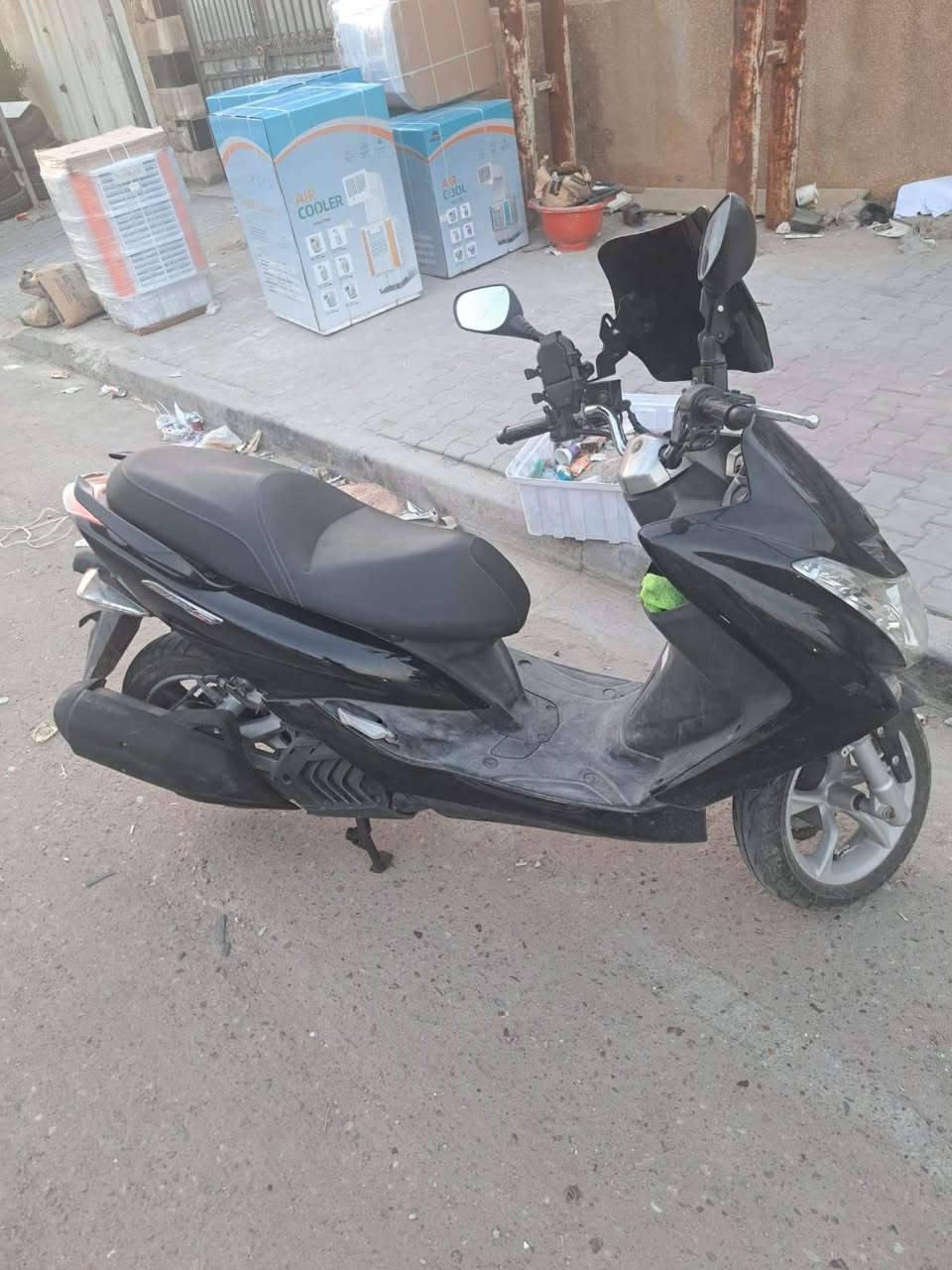 ماجسته اس  حديثه موديل ٢٠١٧
ماشيه ٤٢ الف السعر ٢٣٠٠ 
رقم الهاتف ***********
