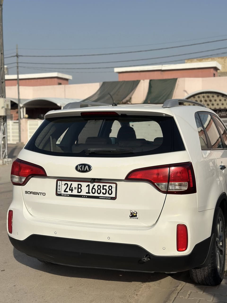 سلام عليكم سورنتو مكفول كفاله عامه فقط بارد شبرين بالجاملغ الوره لايت ابيض زنون ماشيه 110الف حقيقي بصمه يدات بصمه ترحيب حساسات اماميه حساسات خلفيه مكفول كفاله عامه مكينه4سلندر مكان نجف ***********
