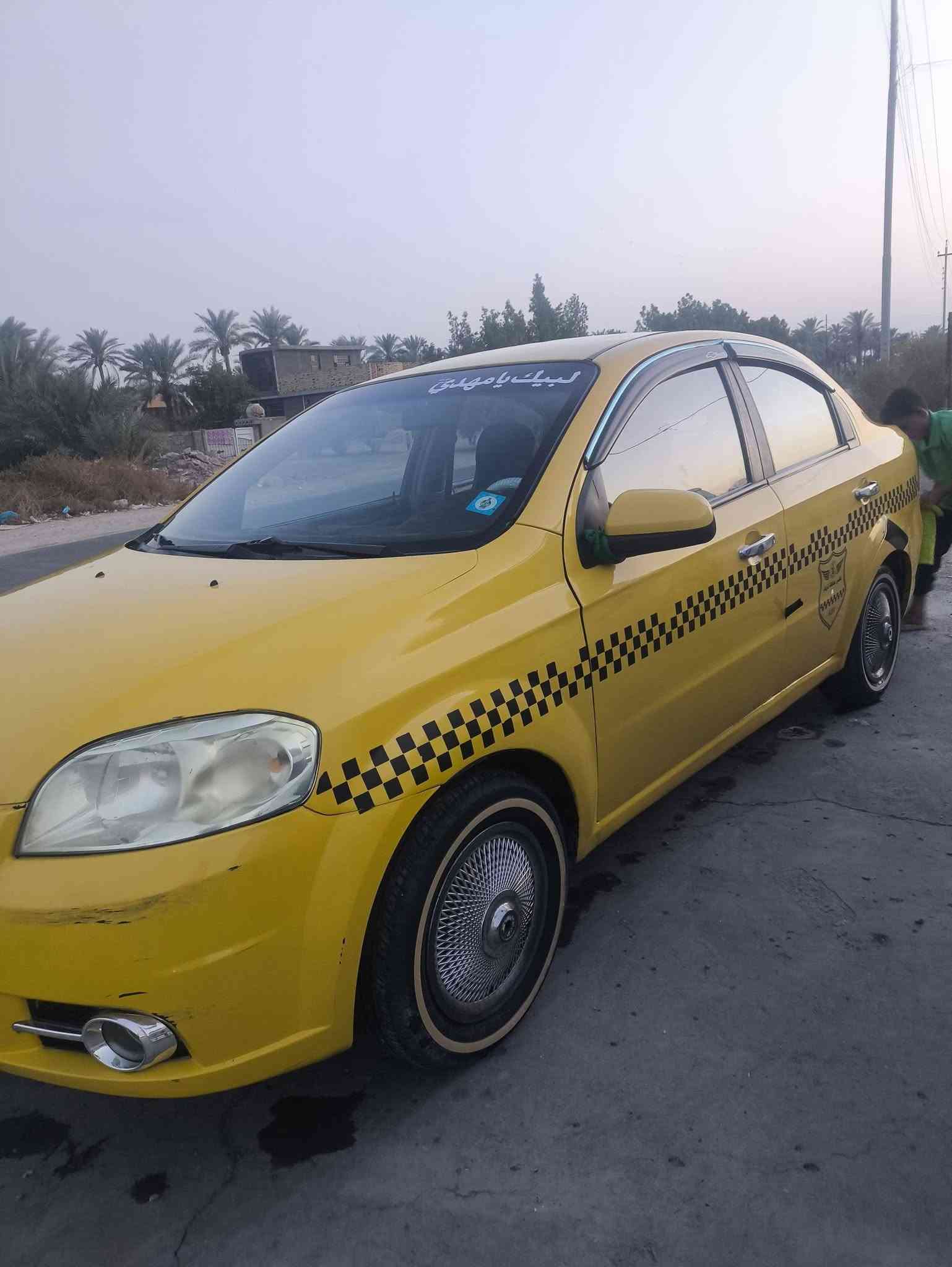 سلام عليكم 
اڤيو مديل 2009
رقم بابل انكليزي 
مصفره هئيه وغرامات 
تخم تاير ابو خط 
كير جديد
مكينه بعده بل ضمان جديده مسكر
تبريد عوزه غاز وربط كمبريسر 
داخله مرتب 
حداديه جديده 
حادثه جوملق خلفي بدون دواخل 
سعر 42وبيه مجال مكان حله نيل 
***********
