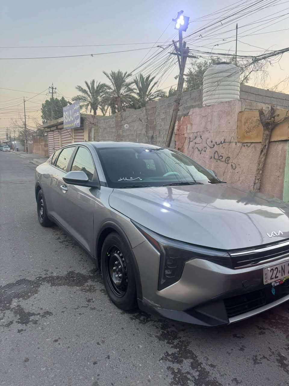 السلام عليكم k4 2025 ماشيه 30 الف صوره الحادث والسونار بل صور شاصي مكفول بس شبر بل لغد اليمن بيه نقص المزده اليمنه بيه عطل  سعر ١٥٢ وبيه مجال مكان سياره بغداد *********** تحويل ثاني يوم
