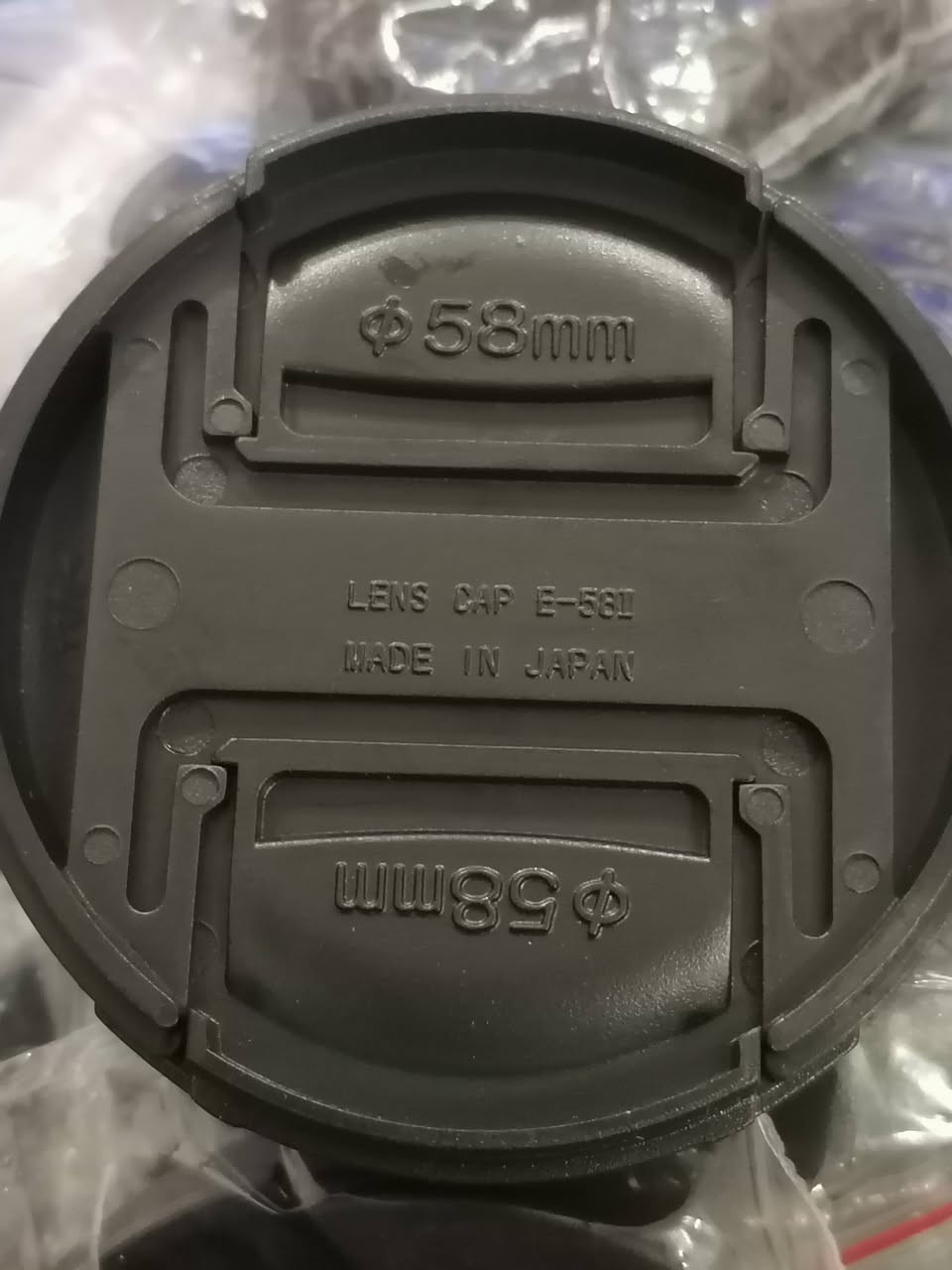 اخوان موجود غطاء عدسه Canon قياس 58mm عدد 100 قطعه للحجز خاص او اتصال ***********
