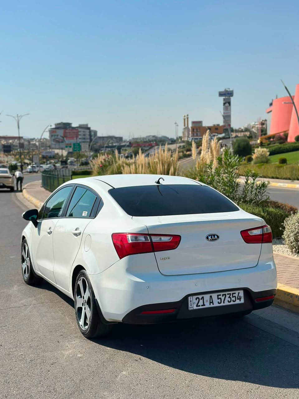 ‎بۆ فرۆشتن
KIA RIO

‎مۆدێلی2013
                                                                    131هەزار ڕۆشتوە
‎سفری شەریکەی بەخیت

‎مواسەفات

‎ناو قاوەی 

‎گير توماتيك + عادي 

eco 

‎سوكان ڤوليوم

‎ئاوێنە شه فت

‎مةكينەيى 16 

‎تەبریت ساردو گەرم بە شەرت 

‎بێ تەقەو ڕەقە زۆر جایزە

‎سعری 88 گەڵاو مەجال

                                              یەک پارچەی بۆیاخە بێ ناو گرتن

‎لە سلێمانی

***********
