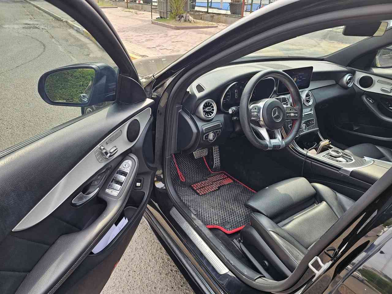 C300 AMG • ٢٠٢١ • رقم اربيل