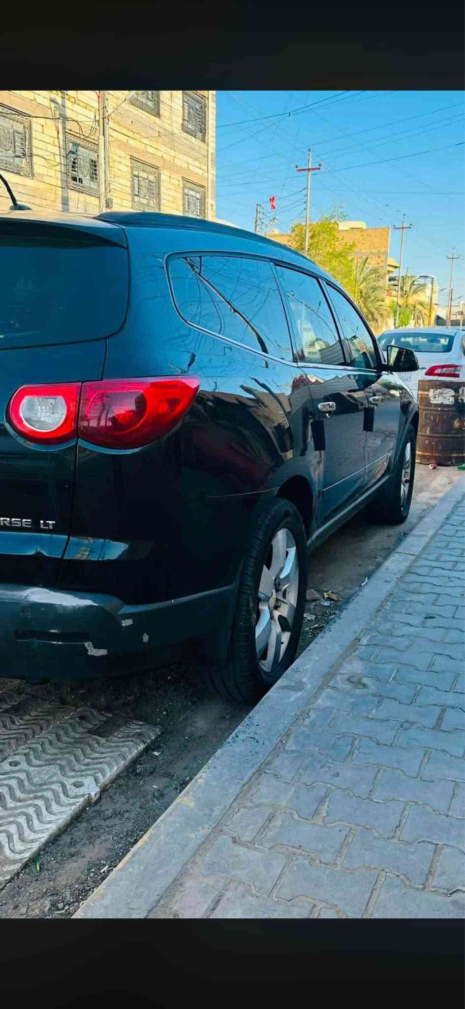 شيفروليه ترافلس جديدة ورخيصة
الموديل .2009
فول الفول المواصفات ✅

فتحة سقف بانوراما 
اشاير بل مري
شاشه وسطيه
مقاعد جلد كهرباء تدفئه
ثلاث قطع تبريد
صندوق كهرباء وشفط
حساسات خلفيه
محرك V6 3.6
كفاله سياره
مراوس بيجب وبامه
 السعر 120
رقم هاتف صاحب سيارة*********** البصرة, العراق

