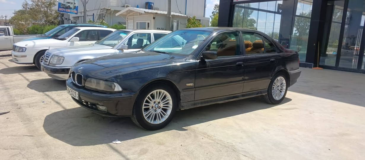 Bmw528 مديل٢٠٠٠ /كيرو مه كينه ي به شه رت ته قه و ره قه ي به شه رت كاره باياتي مه زبوته جوار تايه و ويل لوك  كورينه وه يش ئه كه م له سه ر دل كرتن ژ. م *********** كالار, السليمانية

نص مكتوب في الصور:
- NOTE 40 Pro
- 24mm f/1.7 1/113s ISO50
- ***********