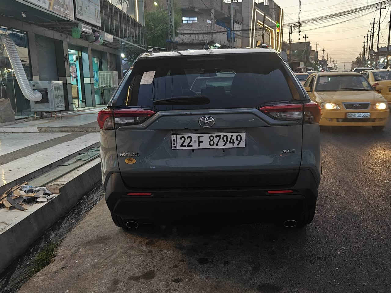 ✨ وصلت حديثاً إلى مكتب رهف 
خلينا نقدم لكم عرضنا المميز لهذا اليوم! 🚘💨
📋 تفاصيل السيارة:
🔹 السيار 🚗 رافور 
🔹 الموديل: 2022
🔹 الوارد: 
🔹 ناقل ⚙️شرط 
🔹 المحرك:    شرط    🛠✅
🔹 الرقم: اربيل 
🔹 الضرر ( كلين بيها ملاحضات ثنين فقط 
💸 السعر.  248 وبيها مجال   
📍 موقعنا:
الموصل - حي الزنجلي - قرب مول دريم 📍🏢
⏰ أوقات العمل:
من الساعة 09:00 صباحاً وحتى 10:00 مساءً 🕘🌙
📞 للتواصل والاستفسار:
يسعدنا استقبال اتصالاتكم المباشرة خلال ساعات العمل:
📲 ***********
📲 ***********
🌟 مكتب رهف.. اختياركم الأمثل لسيارة العمر! 🌟
