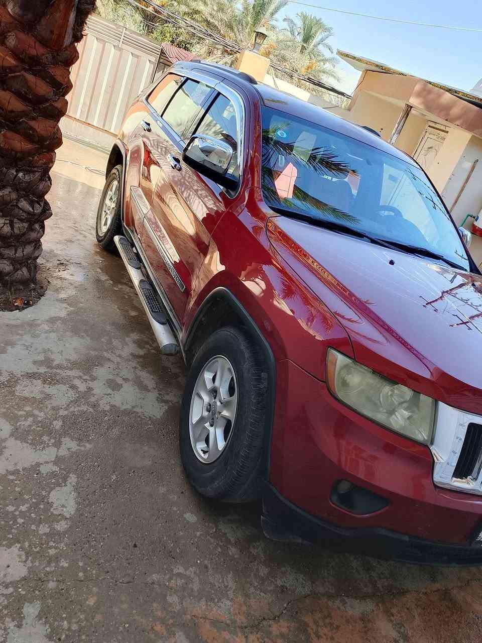 سلام وعليكم جيب لاريدو 13 ضرر بس باب سياره خير من الله رقمي ***********
