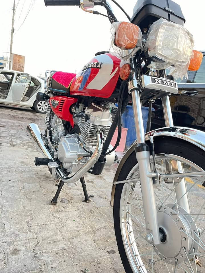 سلام عليكم دراجه نامه اصلي 23وكيلها سيد جعفر وصل صالها 2شهر من طالعه شراي يتصل ب الرقم👇🏻

+964 770 631 1224
