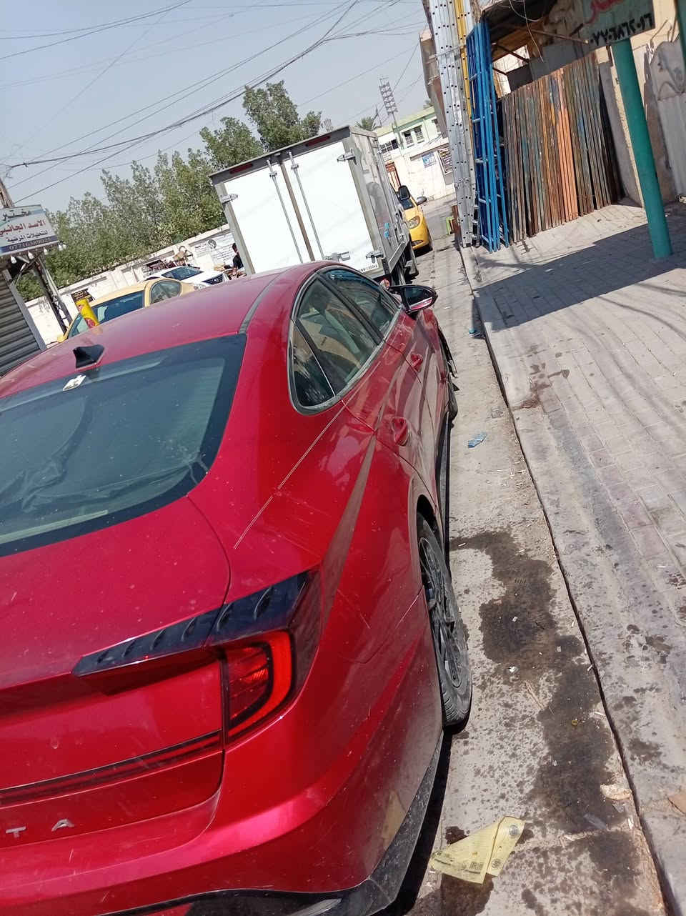 سوناته 2020 مصبوغه حزام طخطخ مو ضربه حادثها جاملغ او بنيد من جهت السايق معوقين باقيلها سنه أو شهر وصير حره للبيع ب 130 وبيها مجال بصيط محرك2500 
 موصفات فول عده الفتحه تحكمات ستيرن اوتو هولد هاند بريك دكمه كير او محرك كفاله برغي ما مفتوح بيهن  هاذ رقم تلفوني***********
