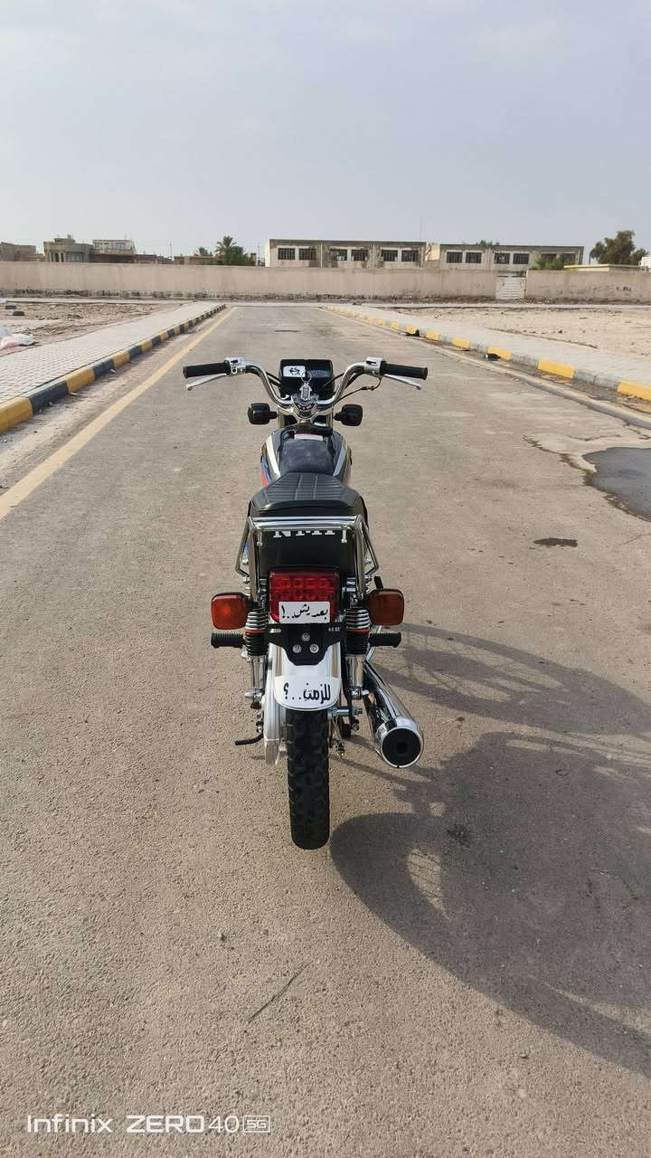 سلام عليكم نامه موديل 26 ايراني اصل كفاله عامه ما بيهه اي نقص من التاير للتاير اكفلهه الك السعر 850 وبيهه مجال للشراي مكاني كوت داموك ***********

نص مكتوب في الصور:
- Infinix ZERO 40 5G