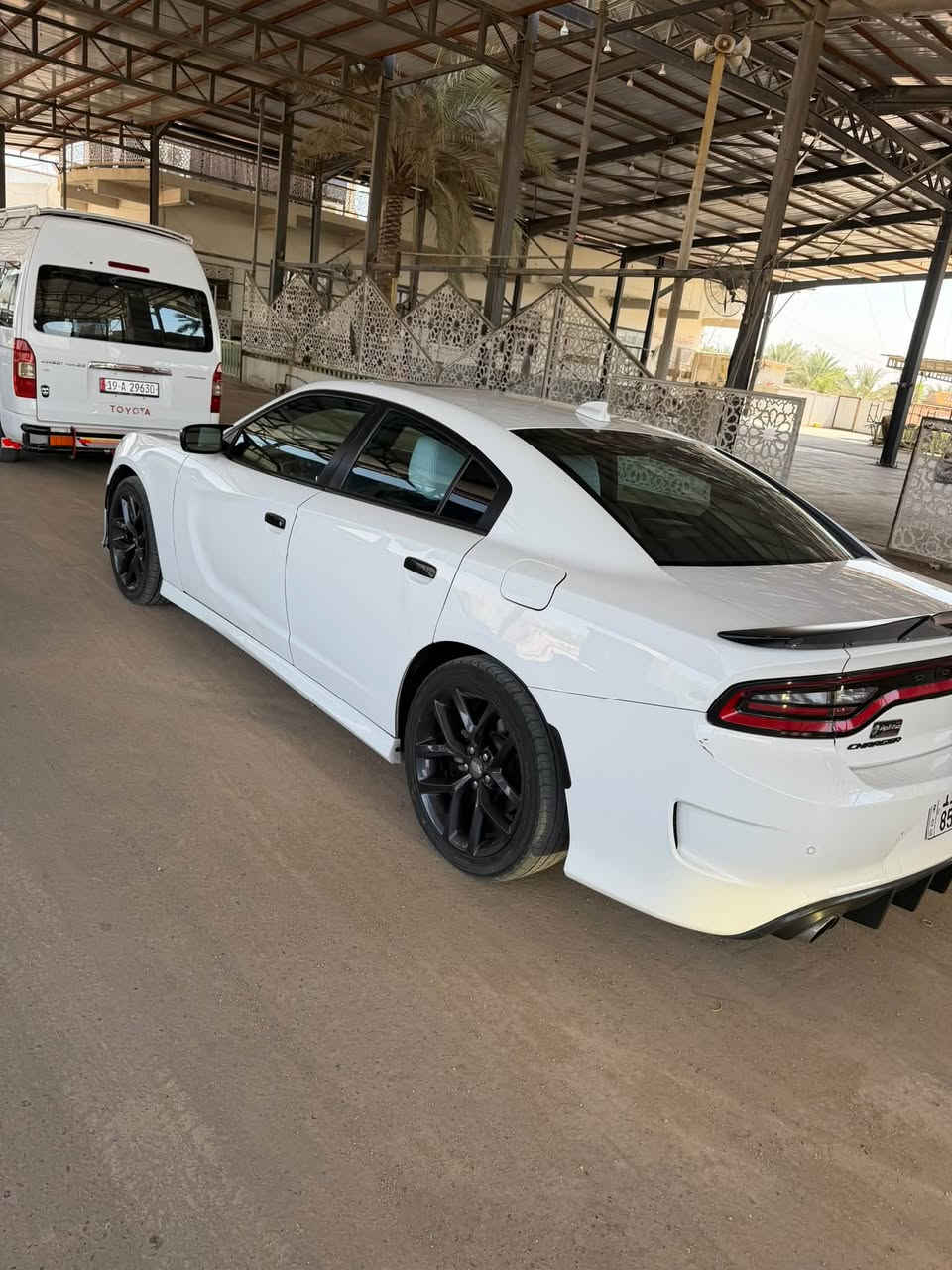 السلام عليكم 
للبيعRTموديل 23 اربع قطع بدون دواخللل فول فتحه وراداد امامي كشنات جلد رقم بغداد بسمي هزه جديده ماشيه 52 مكاني بابل السعر 210وبيهه مجال ***********
