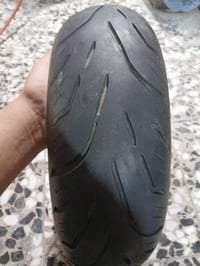 تاير سكنس • ١٣٠/٧٠/١٢ • فلنجه خلفيه
