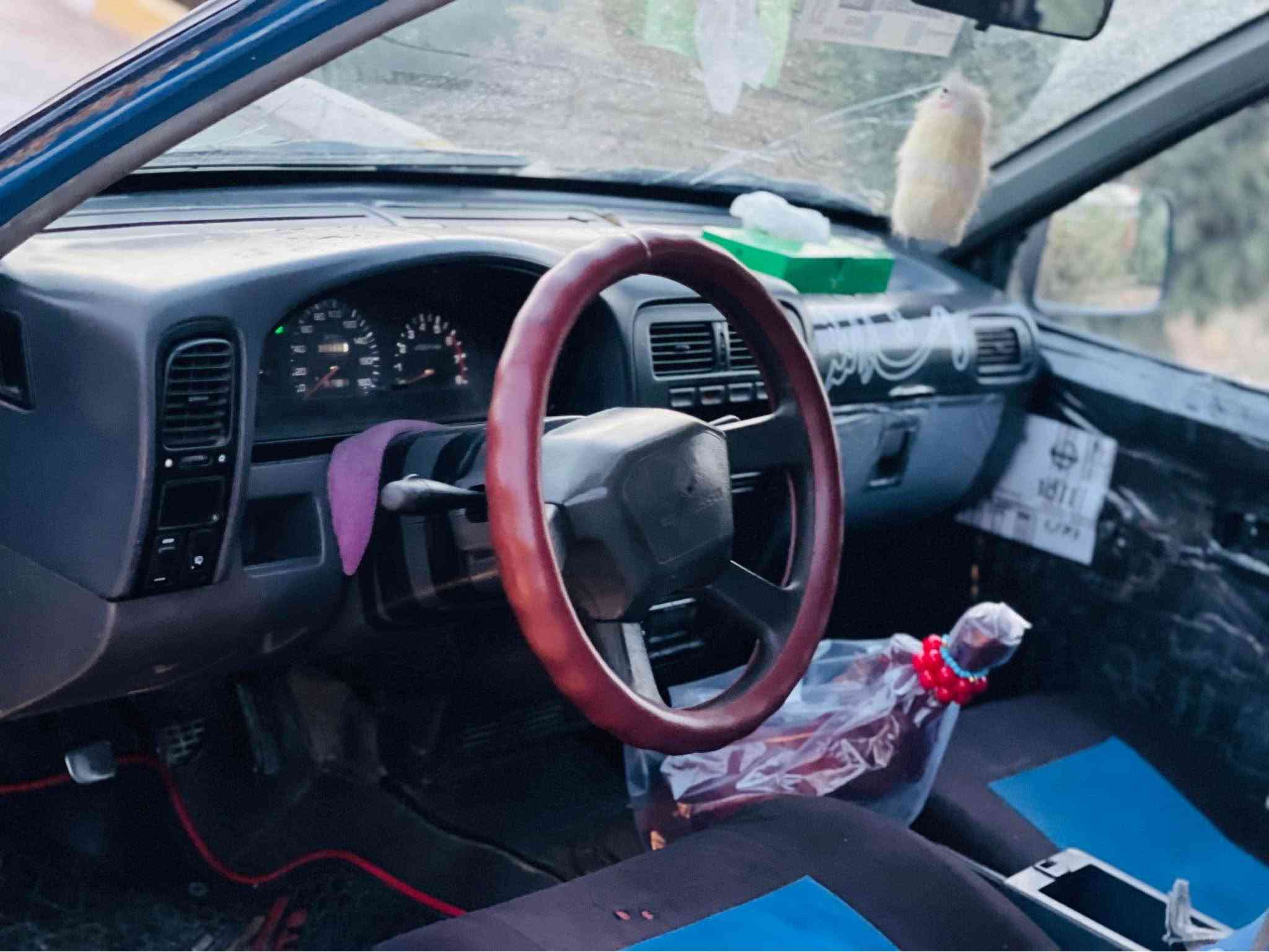 بيكب • نيسان ١٩٩٥ • باور