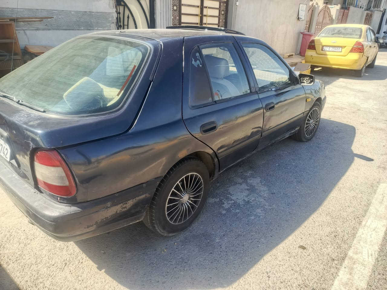 سياره للبيع نيسان ابريمر موديل ٩٢سنويه ٢٠٣٠رقم مصطره جديد گيرشرط مكينه بيها صرف قليل بتري سلف وايرمنيه كلو شرط شرط تحويل من الشرعي والوكيل مصبوغه عام بيها طخه بل صندوق
