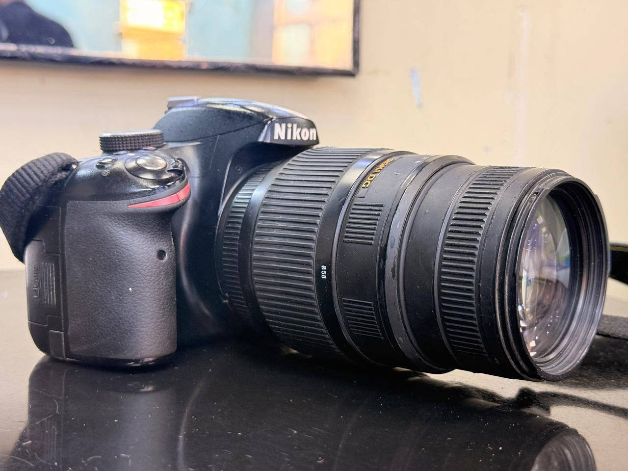 نيكون d3200
� عدسة SIGMA 70-300mm DG

🔭 زوم 70-300mm

✨ مناسبة للتصوير البعيد والرياضي والطبيعة

🎯 عدسة عملية ومتعددة الاستخدامات

🔋 بطاريه +شاحن 

💾 رام ١٦ 

  للتواصل ***********

