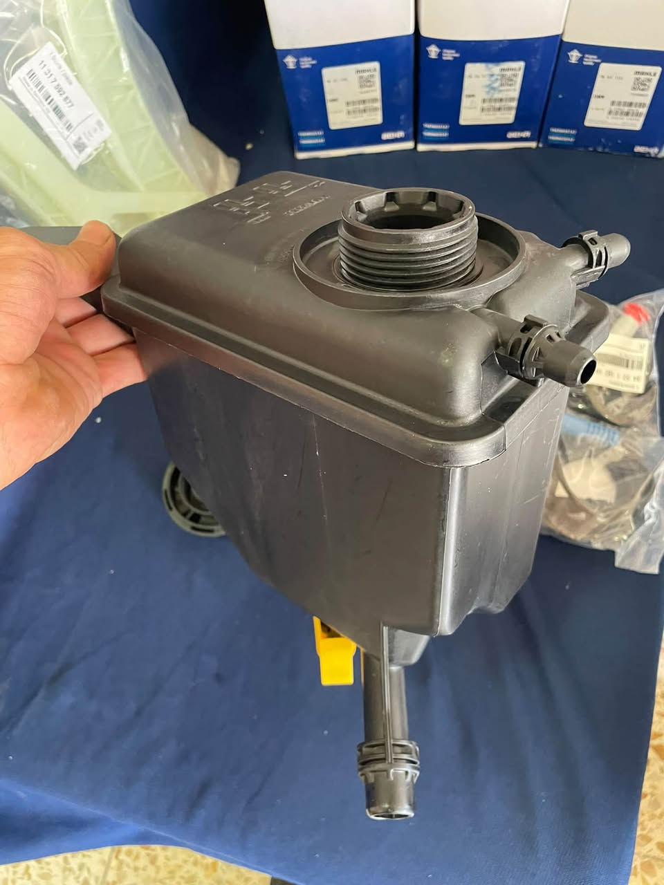 🚨🔥 قطع غيار BMW متوفرة 🔥🚨

🔧 BMW Coolant Pump — FEBI
⛽ BMW E39 Fuel Filter — BMW Group
💧 F02 Coolant Pipe — BMW Group
🌡️ BMW Thermostat 2005–2017 — MAHLE
⛓️ N20 Engine Timing Chain
🔩 N20 Engine Head Gasket

✅ جودة عالية
✅ قطع مختارة بعناية
📦 متوفر حسب الموديل والقطعة

📍 Hamed Service – Zakho

📲 WhatsApp: ***********
💬 أو دزلي رسالة على الماسنجر

📌 دزلي موديل السيارة والمحرك أو رقم القطعة، ونخبرك بالتوفر والسعر.

🔥 Hamed Service — تخصصنا BMW 🔥
