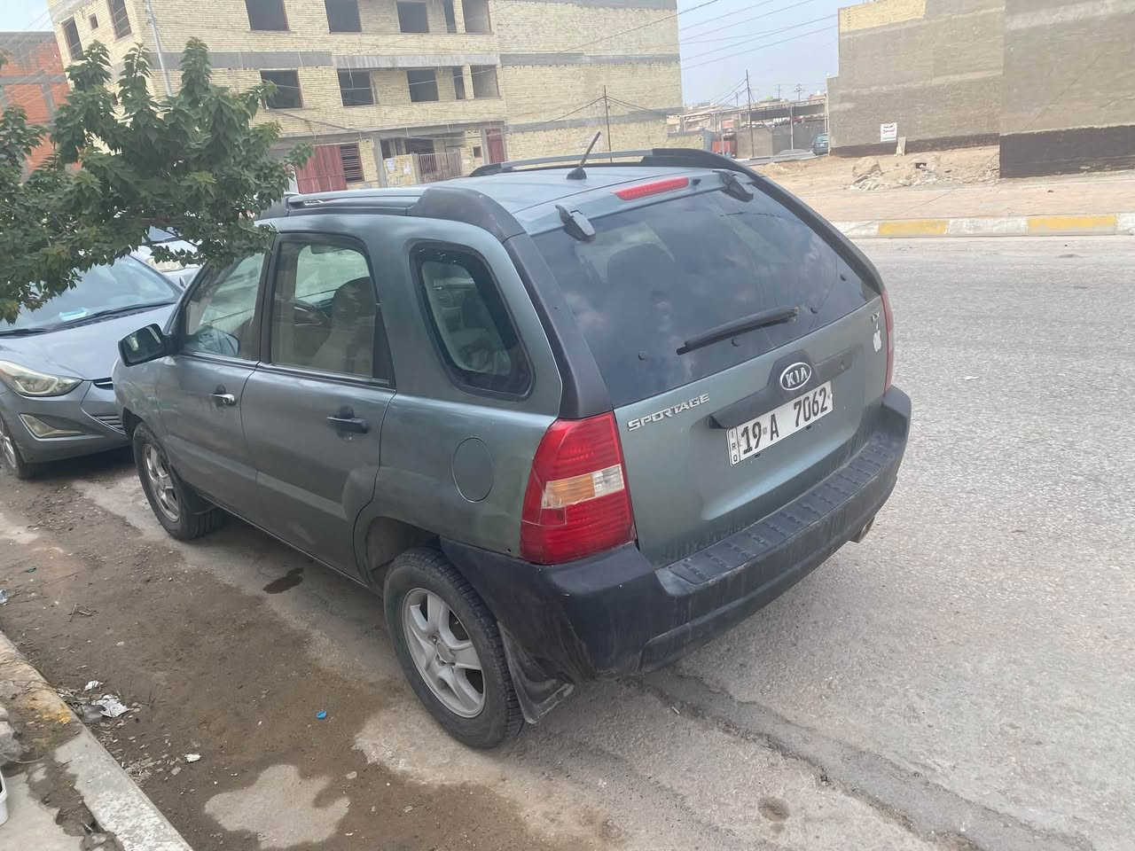كيا سبورتج 2006 محرك 2000 دوش مكفول
سيارة وارد امريكي ع صبغ امريكا بيها جراد بسيط 

رقم كربلاء 

السعر 78 وبيها مجال
***********
