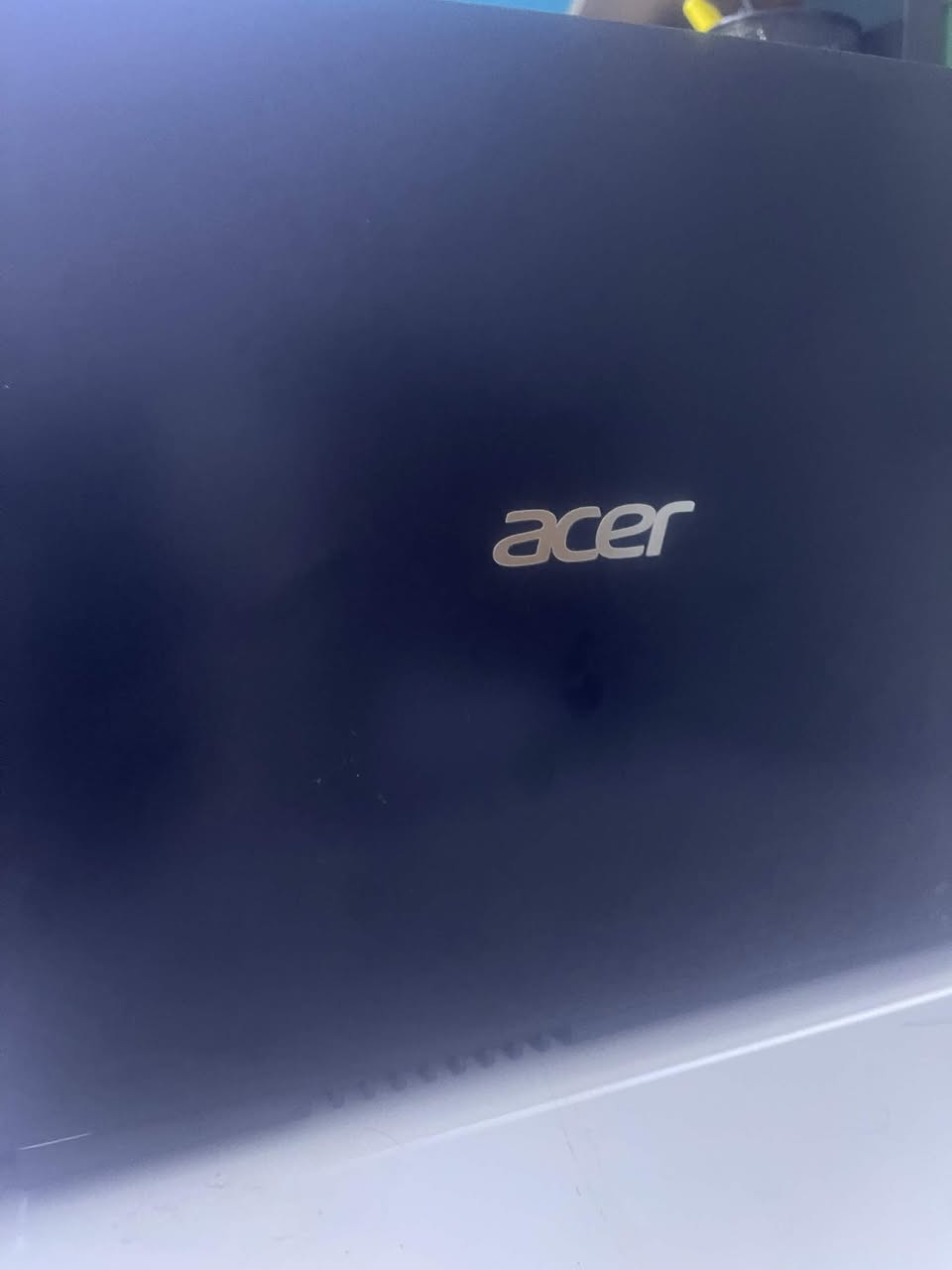 السلام عليكم لابتوب للبيع مواصفات  كالاتي:

cpu: i3 1005g1 جيل عاشر

ram: 12gb ddr4 2667 samsung

gpu: Integrated Intel UHD Graphics

storage: ssd 128 gb 

windows 10 pro 22h2

ضربه خفيفه بالطرف جوه شاشه ما تاثر كلش 

 بغداد الاعظميه متوفر التوصيل 

السعر 350 الف

***********
