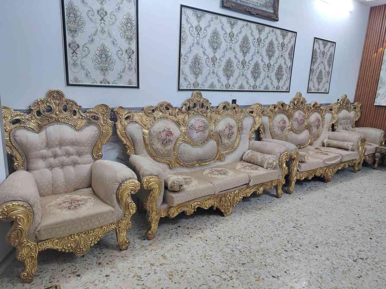 للبيع لتواصل على الرقم ***********
