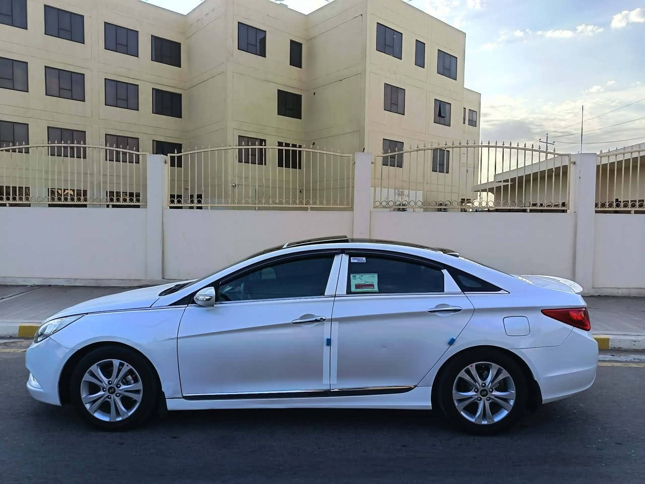 سوناته 2011 خليجي فول مواصفات vip رقم سليمانيه

كفاله من الصبغ والتبديل..محرك 2400 دوش المرغوب ستندر عل شركه بدون نفخ بدون تنقيص شرط الفحص
كير شركه

تبريدها شغال ثلج.. صدرها جديد.. تخم تاير جديد

مواصفات بانوراما.. اربع بصمات.. بصمه بوب بصمه صندوك بصمه تشغيل.. كشنات الأماميه كهرباء.. خزن ميموري.. تحكم ستيرن جهتين كروز سرعه شاشه وكامره خلفيه بلاديه حساسات خلفيه.. مري شفط.. اشاير بالمري
تبريد قطعتين..بك لايت لد... 

السعر 115 مجال
*********** واتساب
***********
مكان السياره فلوجه حي العسكري قرب سيطره الموظفين

