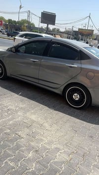 اكسنت • ٢٠١٥ • حادثه