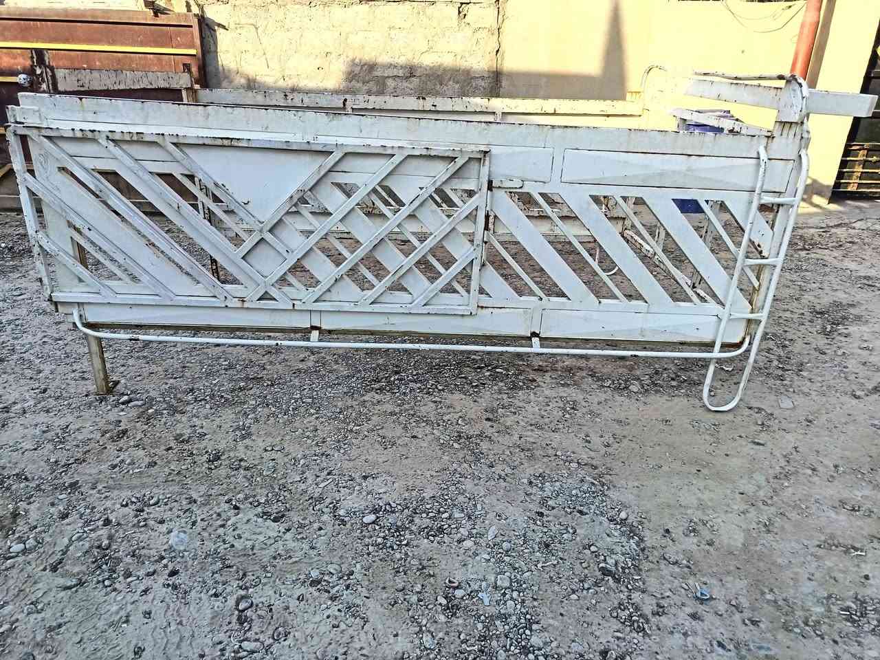سلام عليكم محجر كيا نثيه مستخدم عنوان بغداد سعر 175 وبي مجال بسيط الاستفسار ***********
