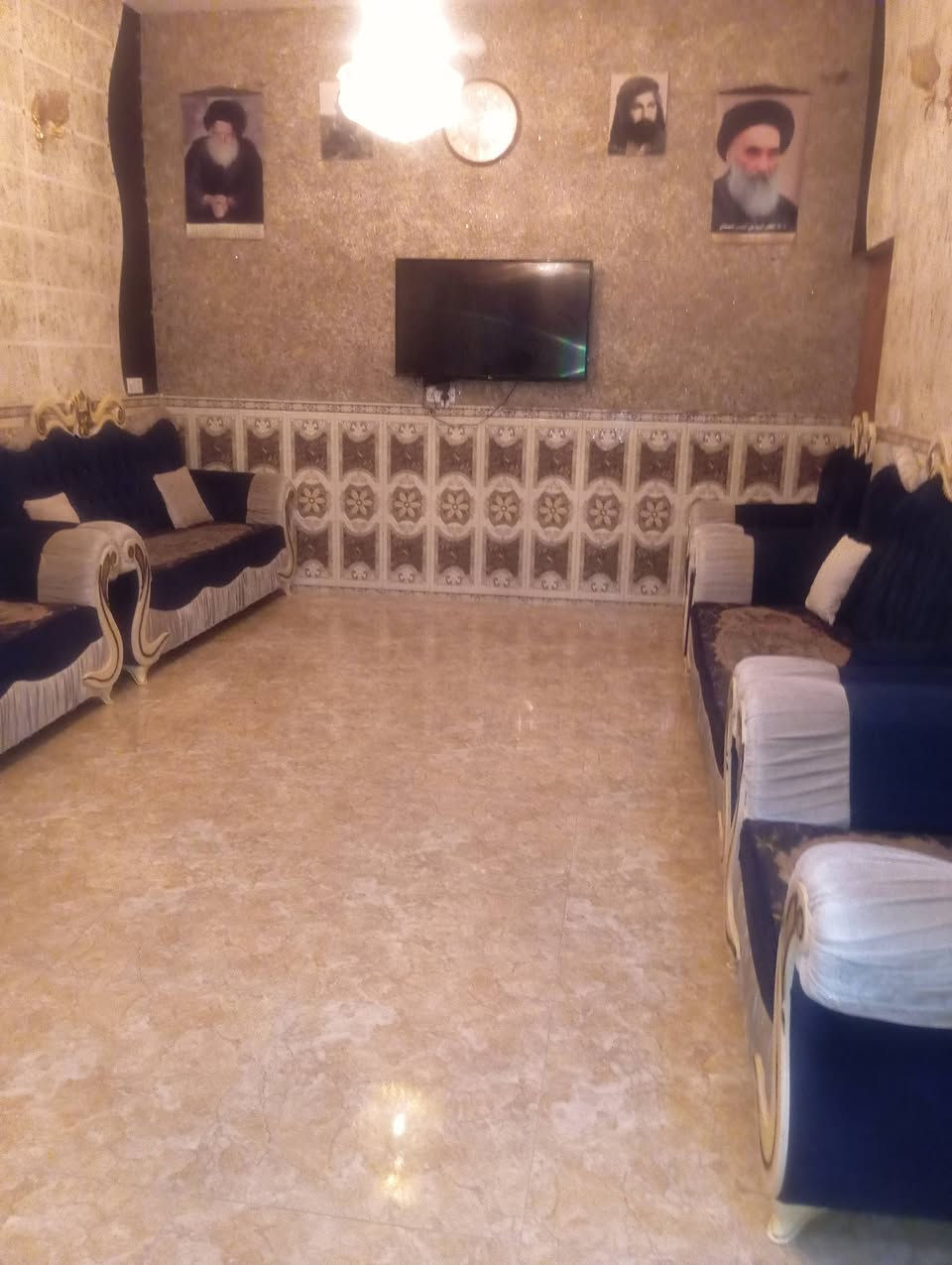 بيت زراعي سعر مناسب مع قطعة أرض قريبه على الشارع العام غزلجه خدمات كامله سرميك 250متر الاتصال على هذا  الرقم***********
