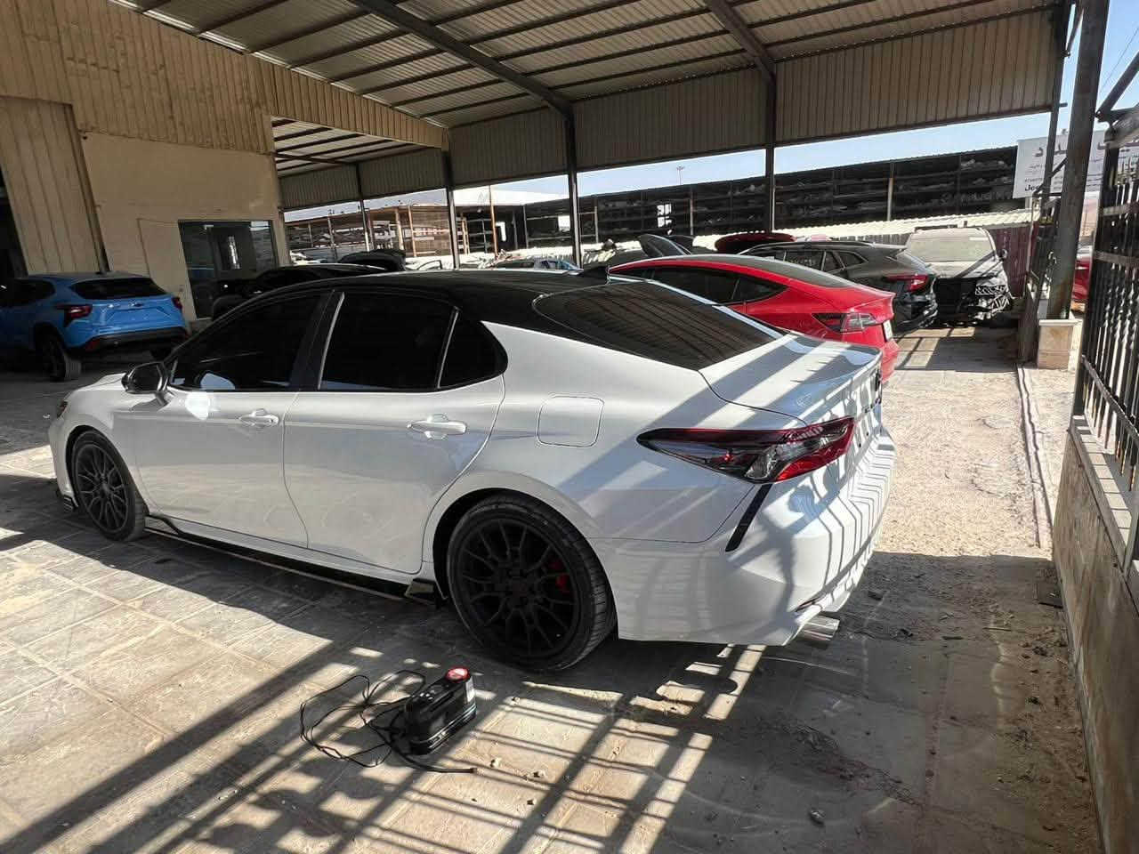 كامري TRD 2023 محرك V6 3.5
مواصفات الـTRD معروفه

ماشيه 21 الف فقط

ضررها واضح بالصور

رقم شهداء انبار مستلم السنوية والارقام مثبتها

السعر 240 وبيه مجال

مكان السيارة بغداد / العامرية

للاتصال ***********

