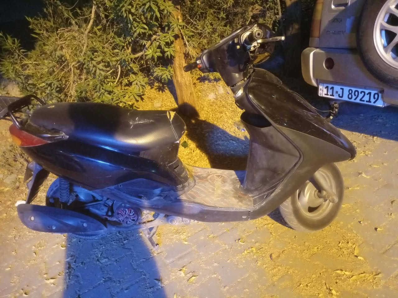 السلام عليكم اكزز للبيع نوزل خطين شغاله نكره سعر 550الف مكاني بغداد العطيفيه قرب جامع براثا هاتف ***********
