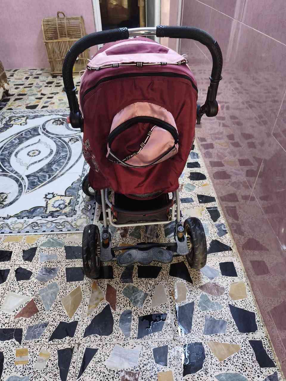 عربانه مال اطفال السعر 60,000 وبيها مجال بغداد الشعب ***********
