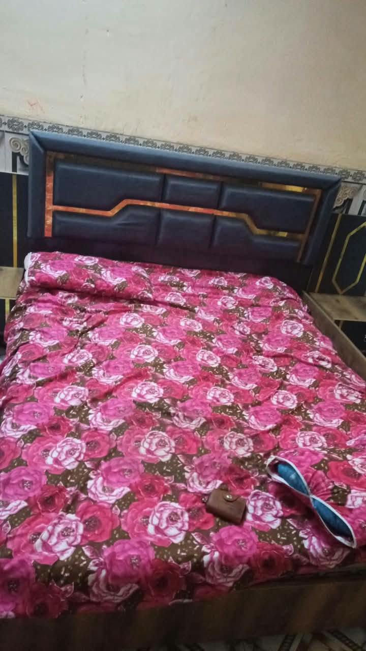 غرفه تركي ٥ قطع • مستخدم ٣ شهر • حصوه حي عداي
