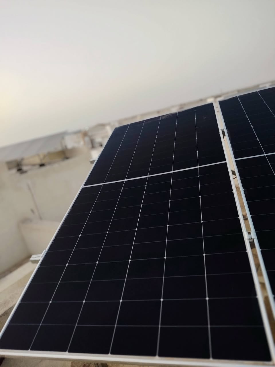 الواح طاقة شمسية 5 قطع
الواح. Renesola٥    645 واط 10x  . سعر القطعة ١١٠ فقط منصوبات.  ***********
