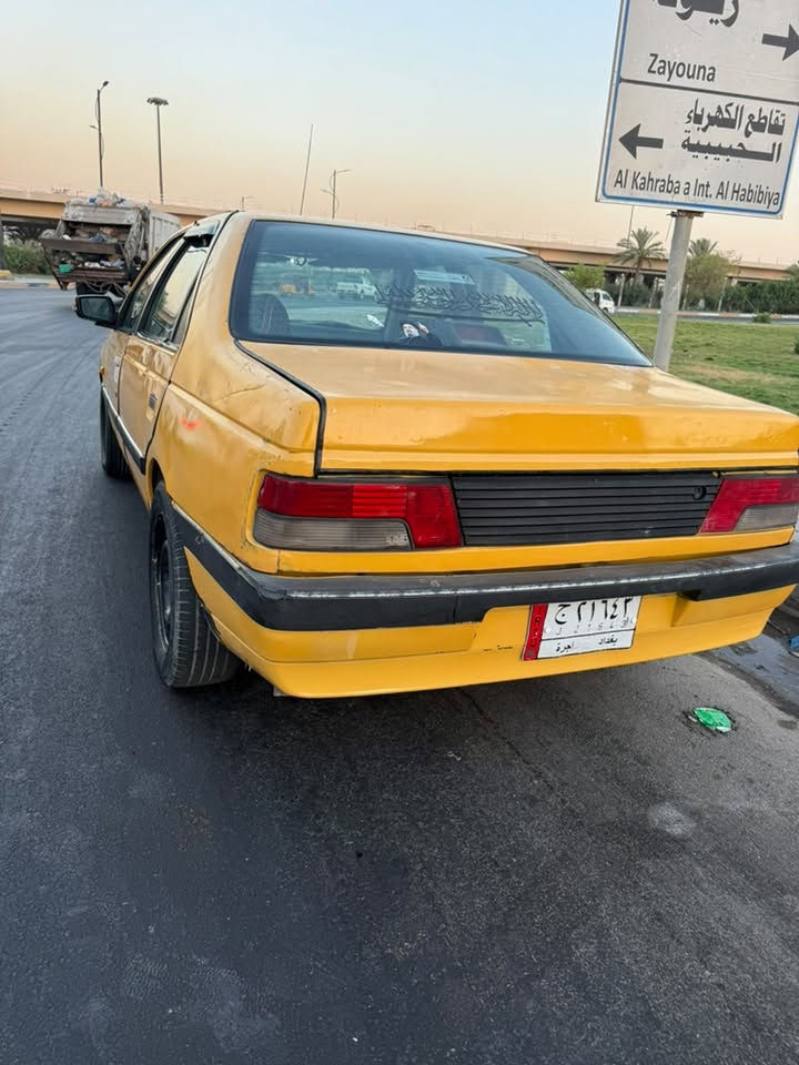 السلام عليكم بيجو روى ٢٠٠٩ محدثه بجم السياره كير حداديه محرك خير من الله السياره مطلوبه فقط هيئه تريد تحويل تريد مكاتبه الهيئه على المشتري كهربائيات شغاله تبريد شغال باتري جديد معروضه ب١٢ وبيها مجال حك الجيه العنوان رئاسه المعلمين 
***********
