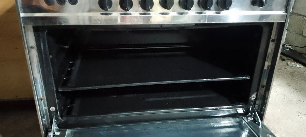 السعر 165 
للبيع او معارض مع طباخات تعبانه والفرق حسب الاتفاق والقناعه 
طباخ مصري ستيل  عيون وفرونه شرط التشغيل 
نظام الفرن خطين 
نظام بواري 
يارمجه الشرقية الاولى 
*********** واتساب واتصال 
*********** اتصال 
إذا عندك معارض دزلي صورو عالواتساب عالكورك بي واتساب
