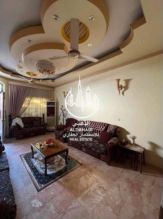 بيت طابقين للبيع في الخضراء البيت حديث ونظيف جداً
.
جنس العقار / طابو ملك صرف باسم شخص واحد 
مساحة البيت 153 متر 

مواصفات البيت / يحتوي اربع غرف منام بالإضافة الى صاله ، استقبال ، مطبخ ، صحيات ، كراج ، حديقة 
.
السعر 500 مليون 
.
للمعلومات اكثر 

الاتصال على الرقم الموضح ***********
او زيارة موقعنا 
البصره _ شارع عام حي الزهراء _ قرب مستشفى النفط 
الذهبي للاستثمار العقاري
مجاز قانونياً
