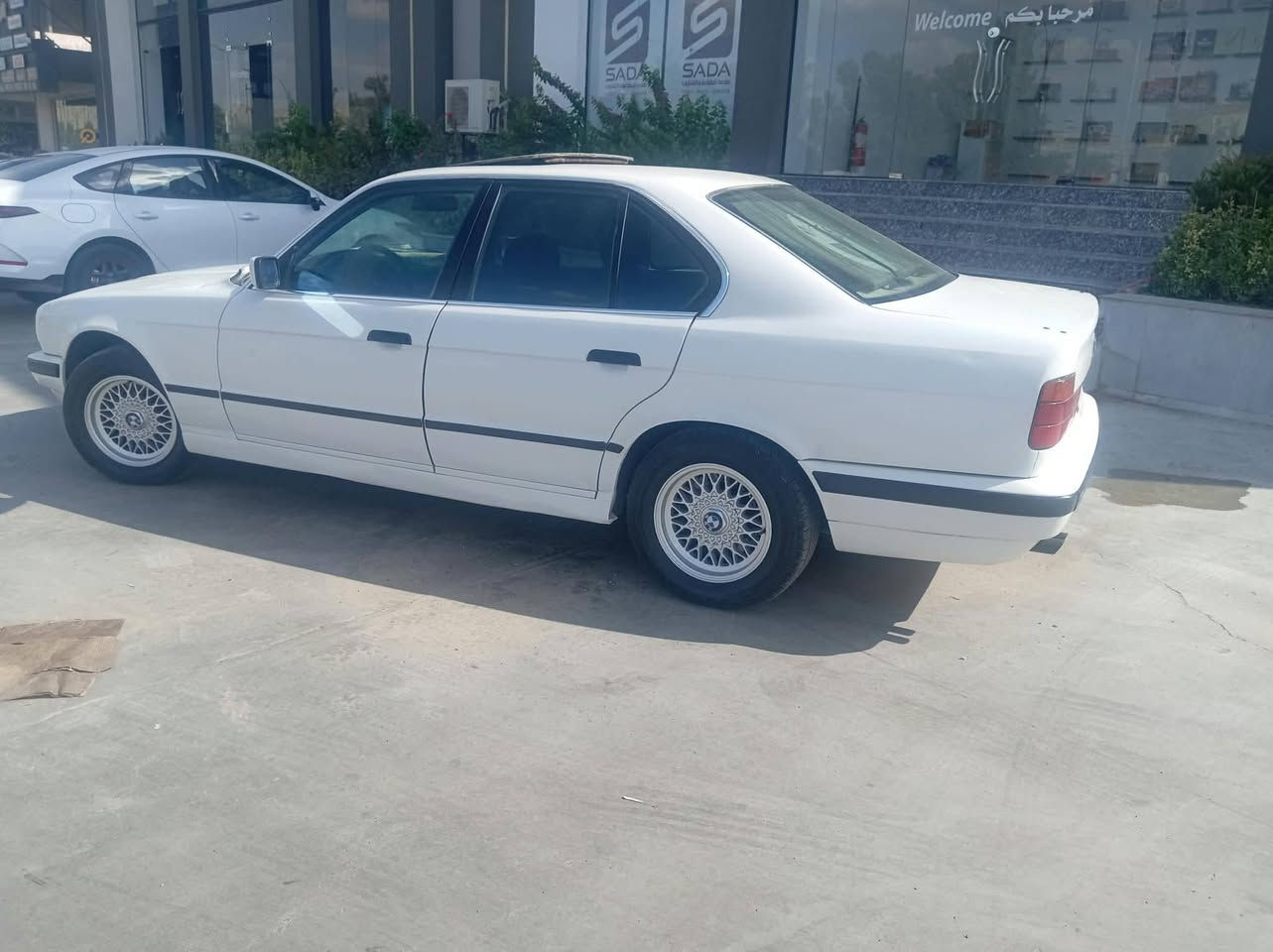 BMW
مكينه فل
رقم نينوئ الماني سنويه لي28
موديل 89 فول بس كير عادي
مكينه وكير شرط 
طخم الورئ والكدام معمر جديد
اكسل نظيف 
طخم تايرات جديد
مابيها ضرر صبغ قطعه فقط
واترايك وين مايعجبك
شرط التحويل 
السعر 38 وبيها مجال
***********
***********
