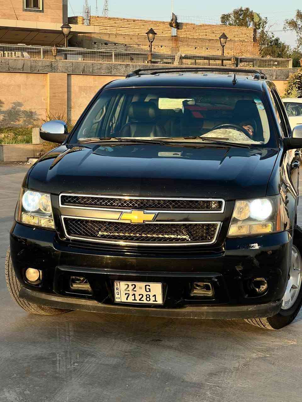 سلام عليكم..
شوفرليت تاهو 
موديل 2012 خليجي 
  
  موصفات ..
كشنات جلد 
تحكم ستيرن 
شاشة اندرويد 
منضومة زنون اصلية
كامرة خلفية 
تحكم كشن كهربائي 
نضام دفع رباعي فور ويل 

السعر160 $
المكان بغداد بسماية 
للاستفسار الاتصال  ***********
