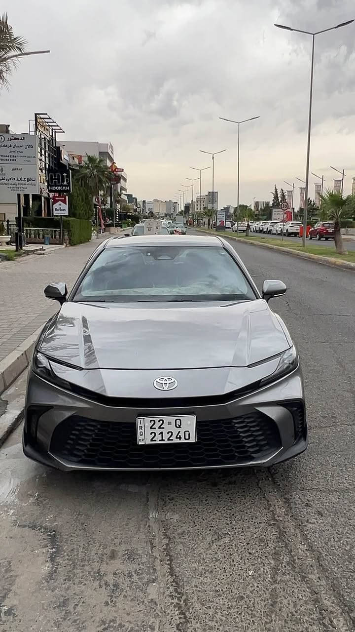 تيوتا كامري se 💙
كلين تايتل 

موديل :2025 

اللون : رمادي
الممشى : 26000 الف فقط مايل
حجم المحرك : 2500هايبرد

الفئه : se 

: المواصفات 

- كشنات جلد
- ⁠كشنات تدفئه 
- شفتات ستيرن
- ⁠ستيرن تدفئه
- نقط عمياء 
- تشغيل عن بعد
- تبريد قطعتين
- كشن كهرباء
- شاشه جبيره 
- ويل 19 بلادي
- شاحن واير ليس
- كامرة خلفية
- تحكم منحدرات
- مستشعر وقوف
- مثبت سرعة
- 8 ارباك
- شاحن لاسلكي
وباقي المواصفات المعروفه 

رقم اربيل
 
السعر 255 

رقم الهاتف  ***********
