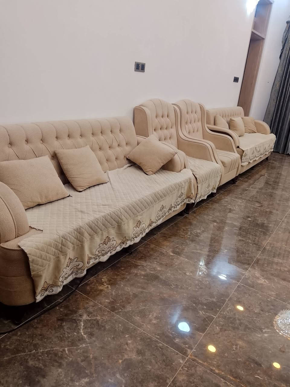 السلام عليكم 
تخم مستعمل اخو الجديد العدد 2تخم
الرقم ***********
مكاني ميسان
